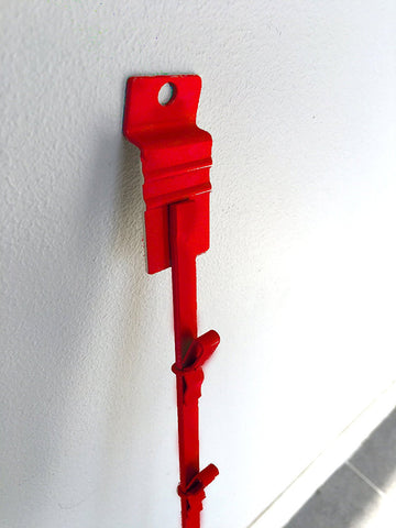 Red 12 Clips Slatwall Mount Clipper Display Single Strip